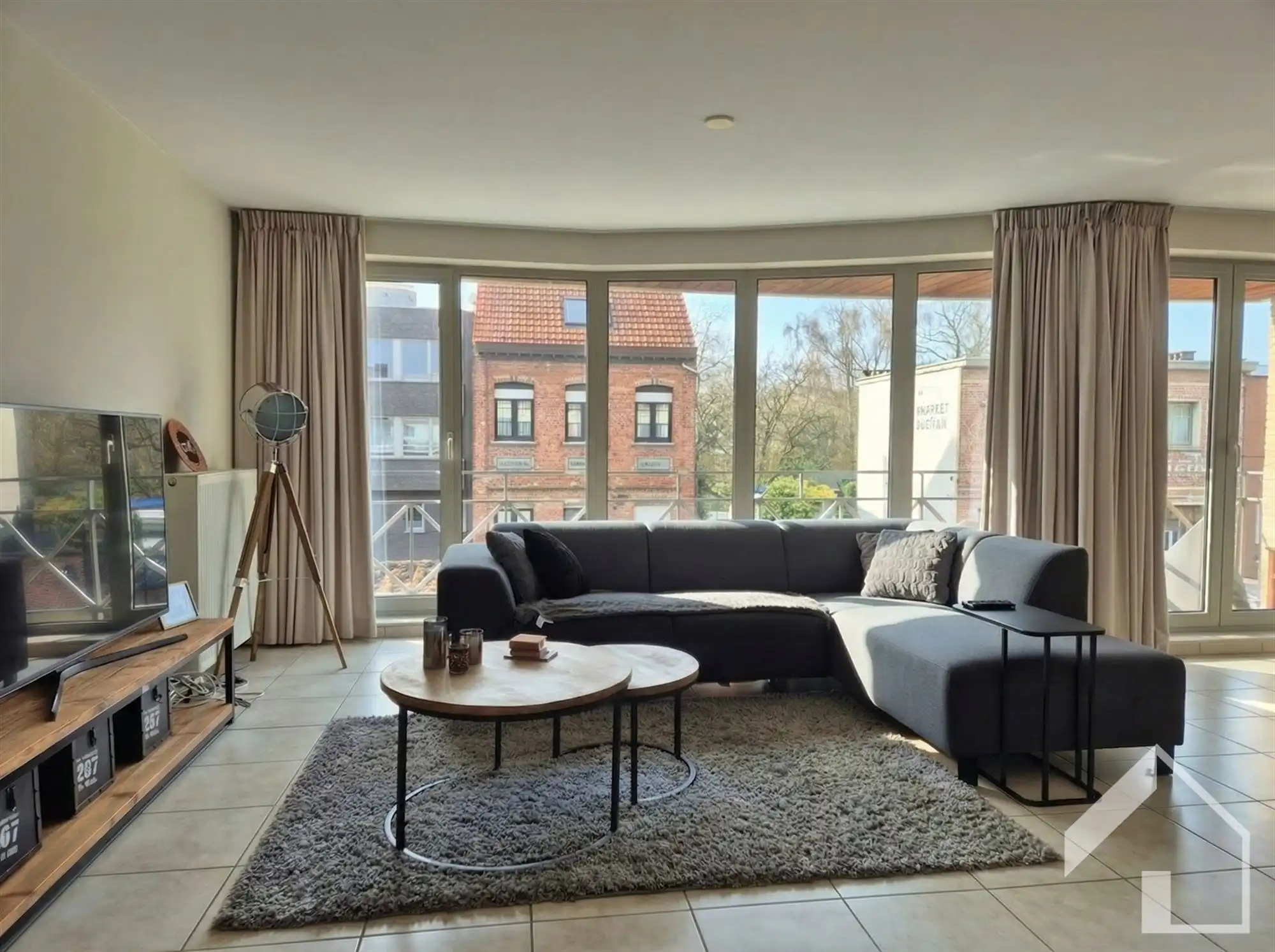 Ruim, energiezuinig appartement met 2 slaapkamers, terras, garage en lift!  foto 7