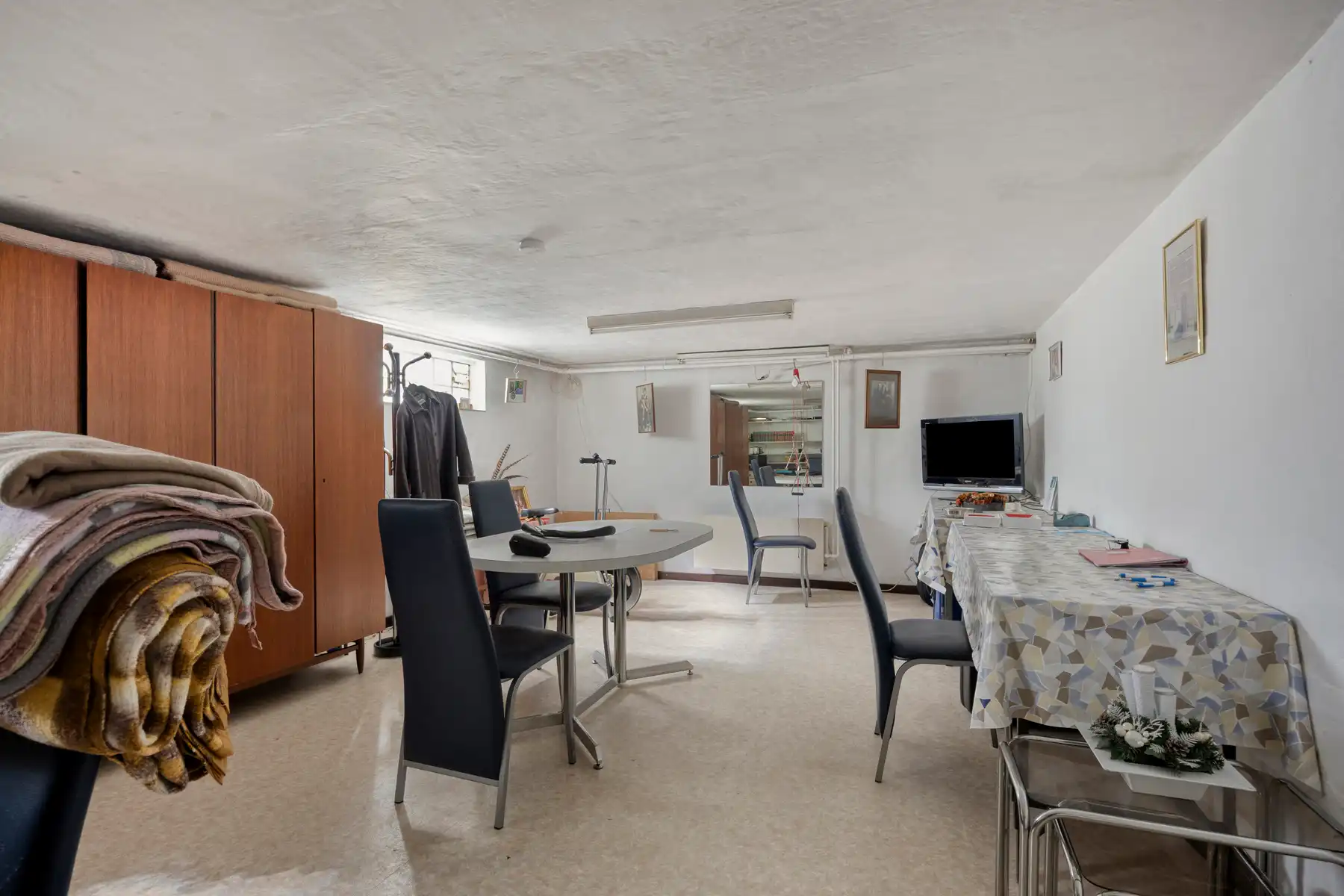 Vrijstaande woning op een perceel van 10a 20ca in een rustige, landelijke omgeving foto 17
