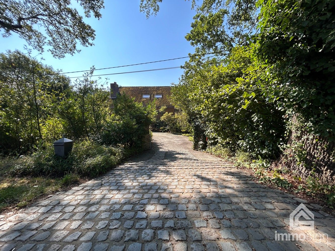 In het groen verscholen, vrijstaand landhuis met prachtige natuurtuin op 2100m² foto 38