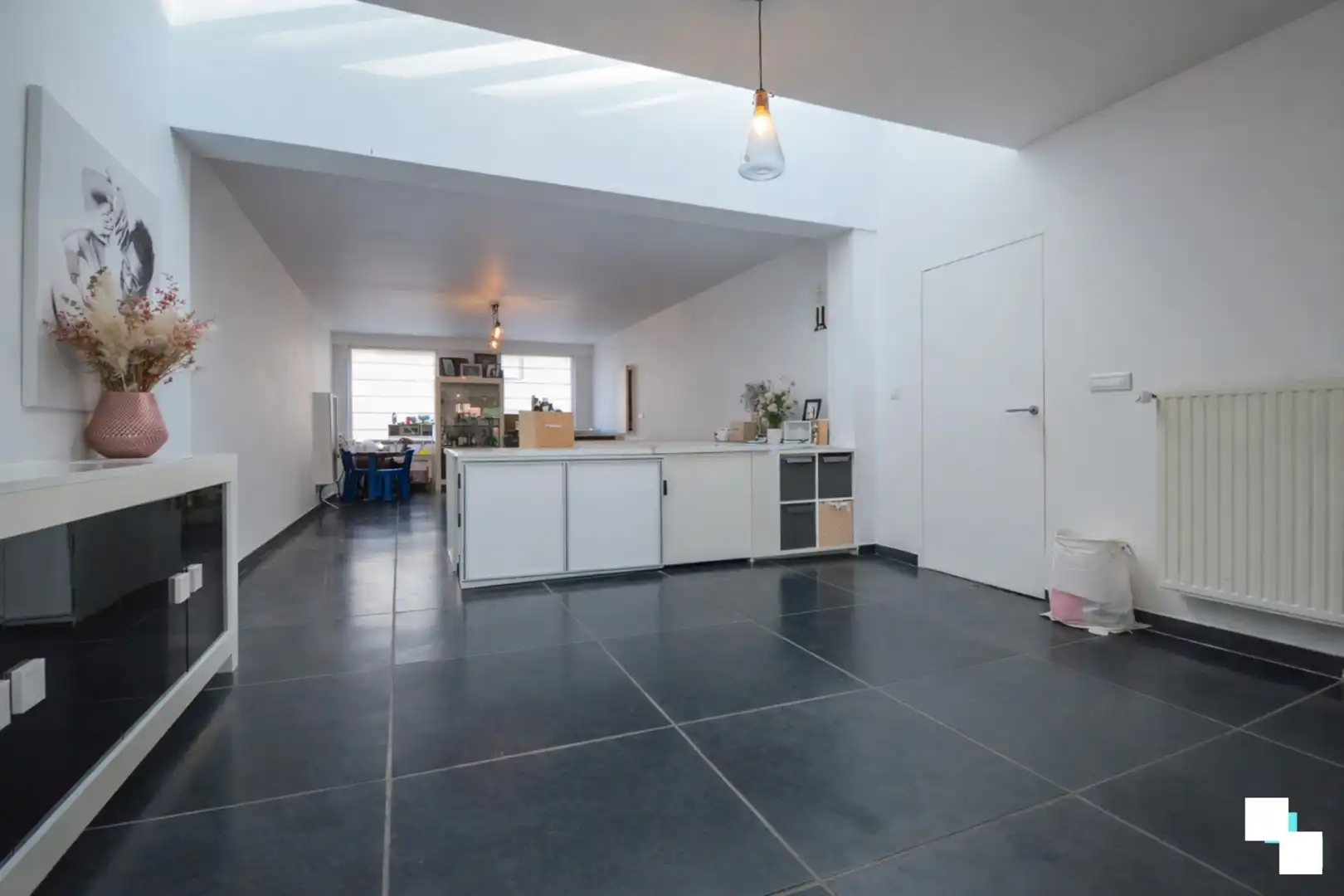 Verrassend ruime gezinswoning in hartje Roeselare foto 5