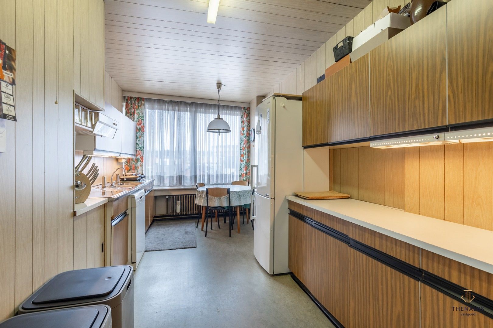 Zeer ruim appartement op uitstekende locatie foto 10