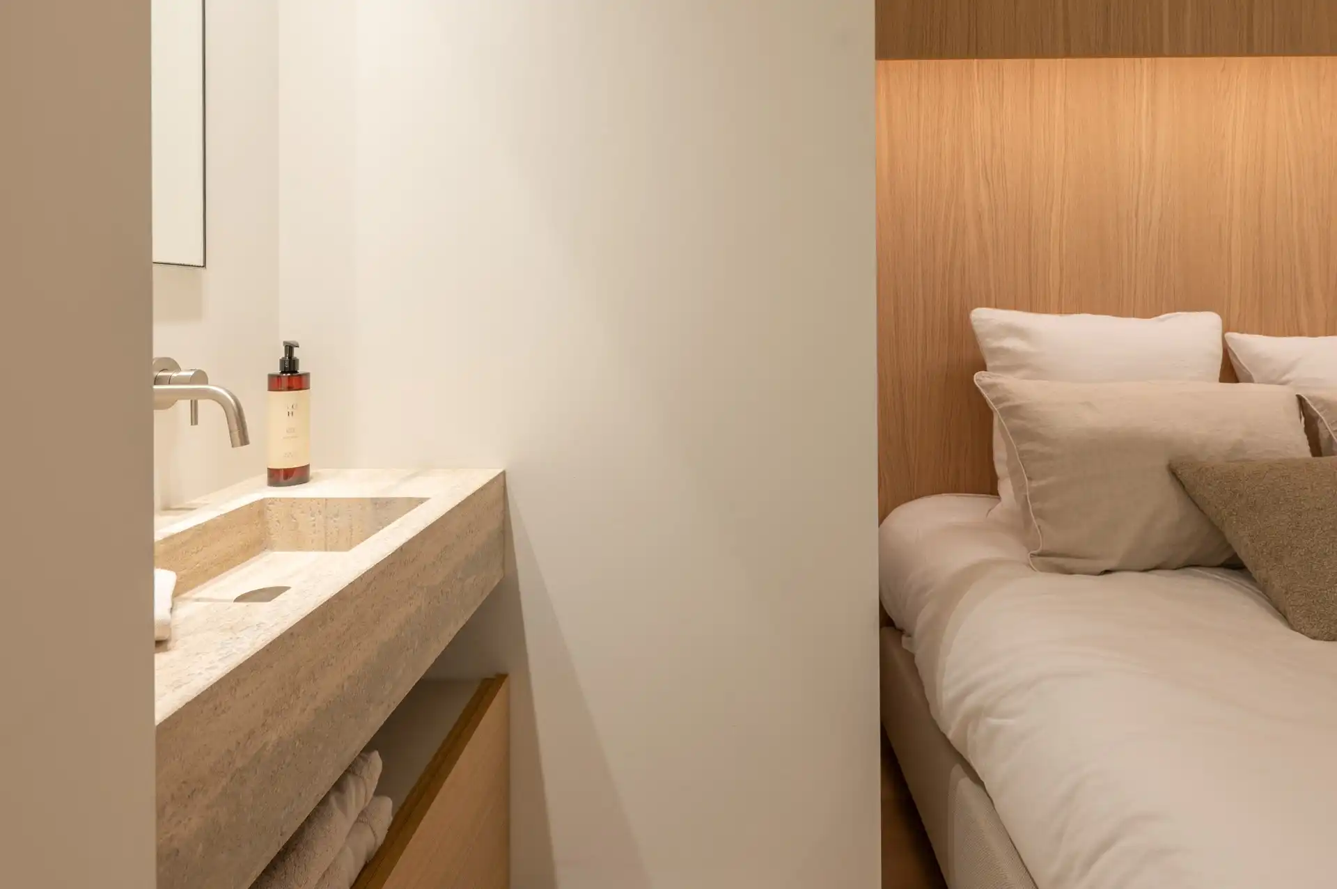 Zeer goed gelegen appartement op enkele passen van het gezellige Rubensplein. foto 28