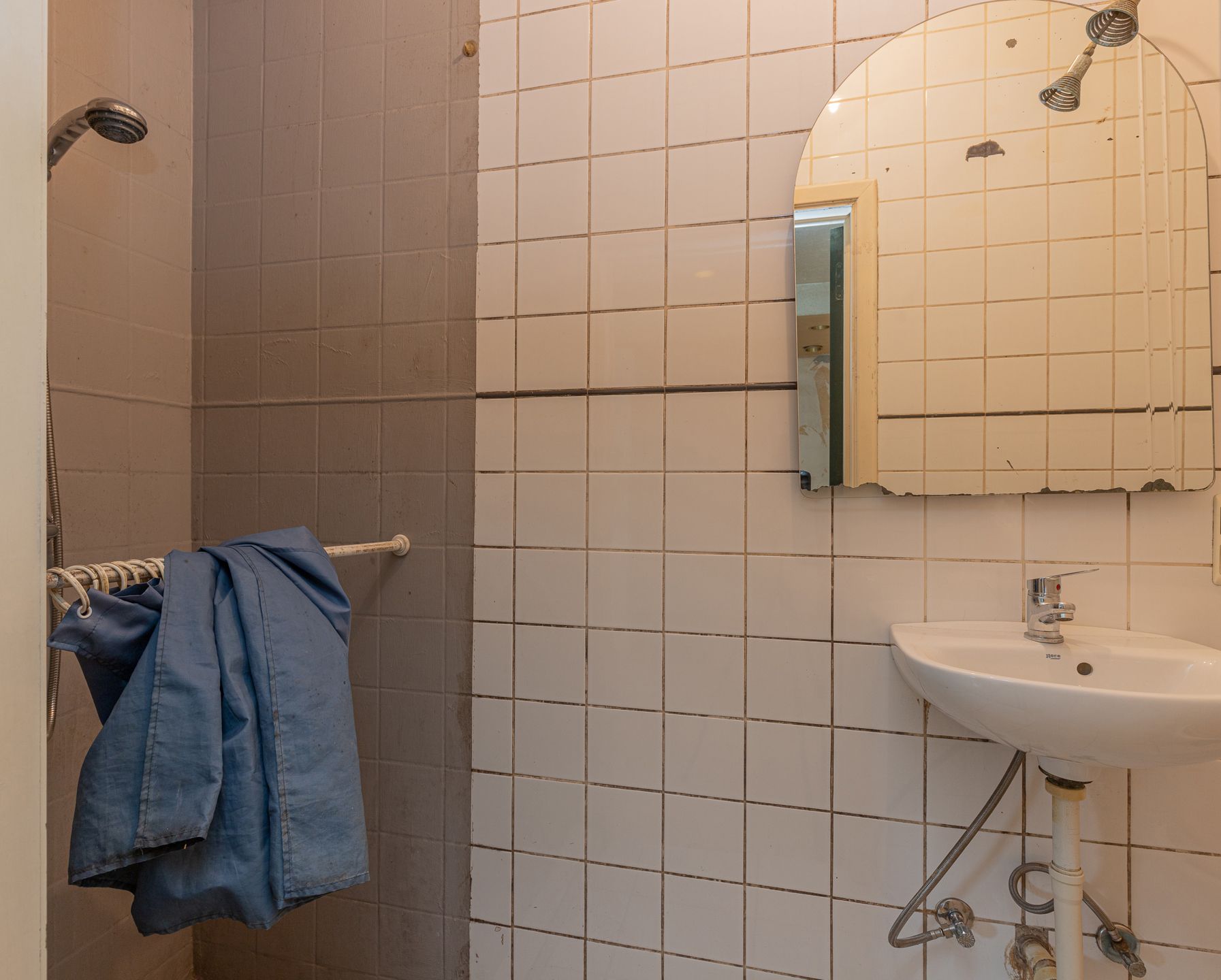 WETTEREN - Gelijkvloerse verdieping inclusief privé doorrit foto 7