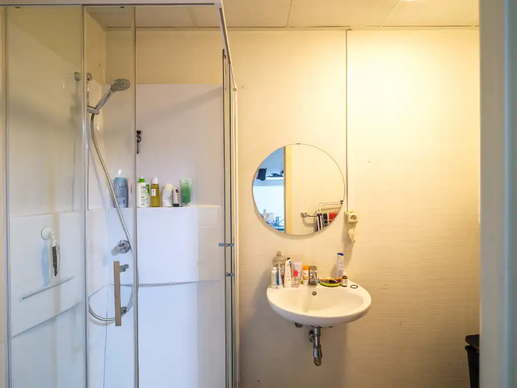 Opbrengsteigendom met 4 studentenkamers en 2 appartementen nabij het Rabot en de Tondeliersite foto 9