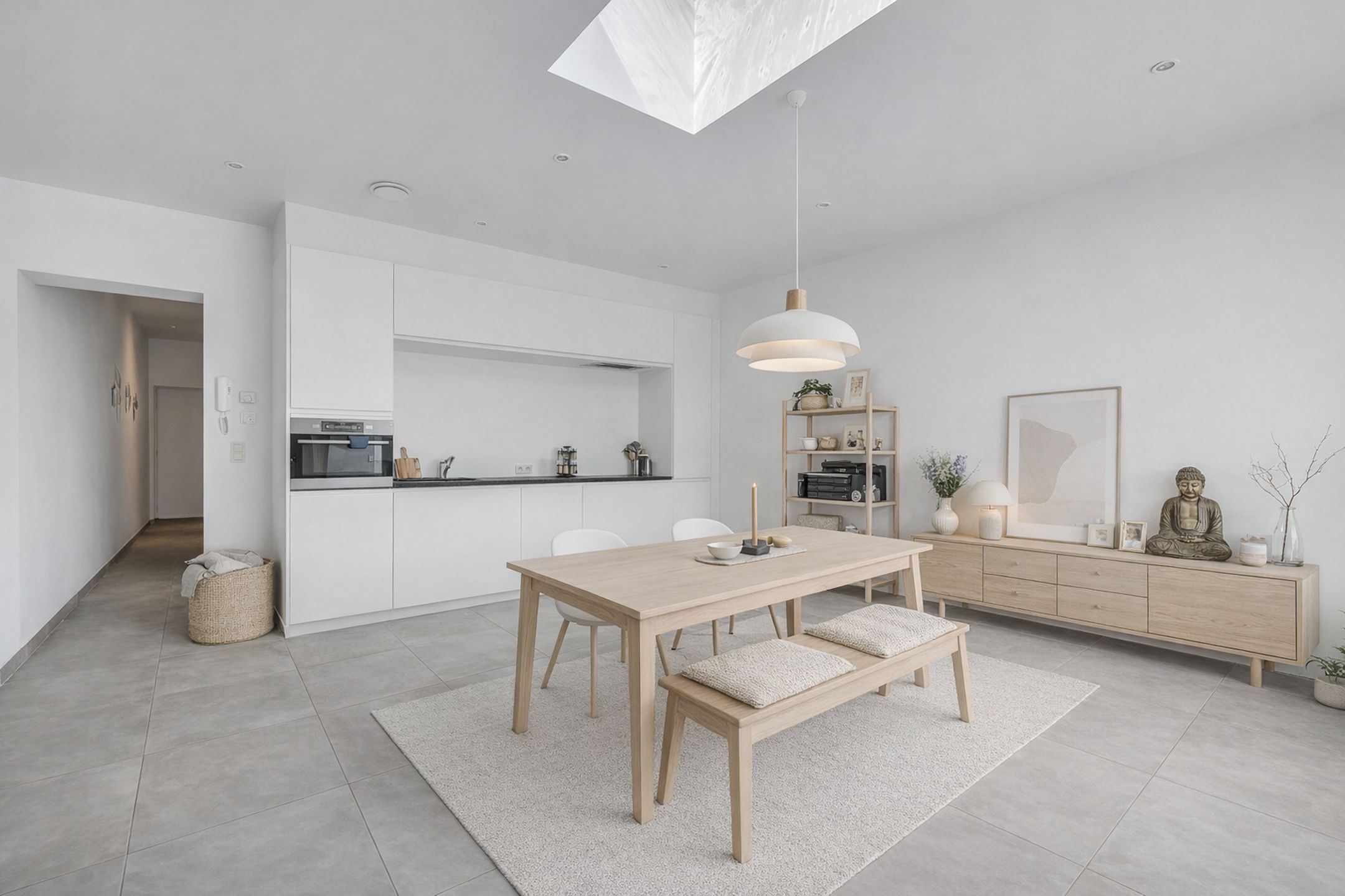 Unieke vastgoedbelegging/stadsappartement, 2 slk en ruim zonnig terras  foto {{pictureIndex}}