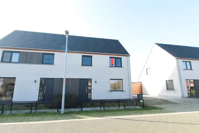 Moderne en energiezuinige nieuwbouwwoning te huur in Sijsele foto 11