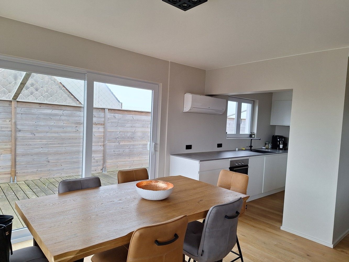 Te koop: modern duplexappartement met groot terras in Middelkerke foto 2