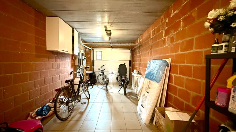 Charmante woning in fermettestijl met drie slaapkamers en mooie tuin foto 18