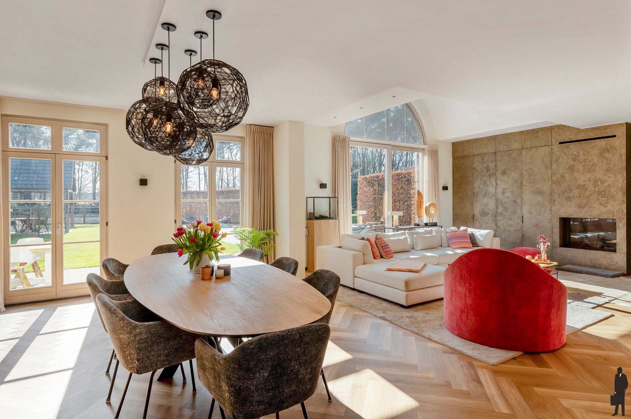 Topvilla met paardenaccomodatie, infinity-pool en 2e woning! foto 9