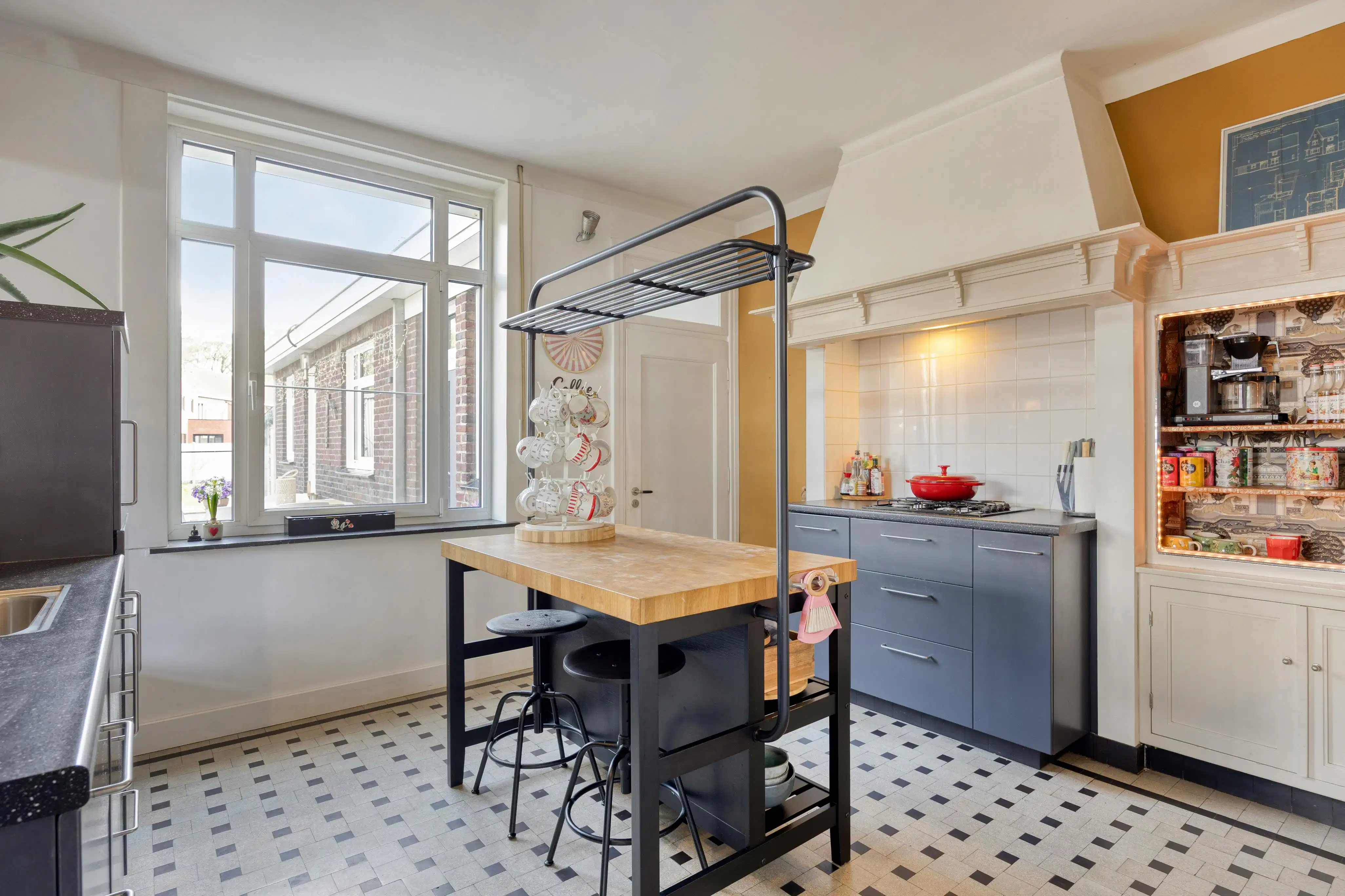 Gezellige, ruime gezinswoning te koop met 4 slaapkamers in Kessenich foto 7