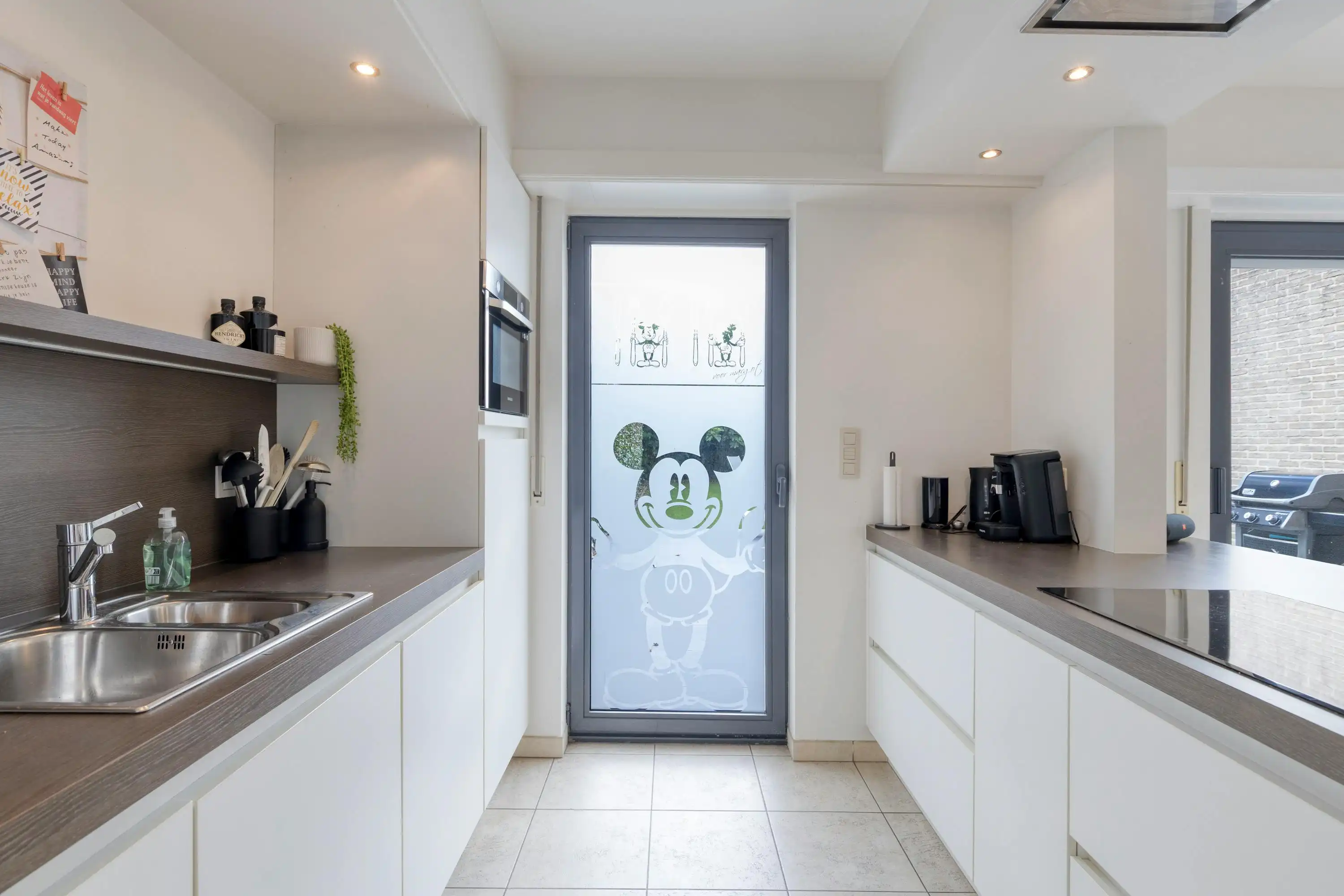 Charmant huis (EPC B) met tuin en 4 slaapkamers te Wijnegem! foto 8