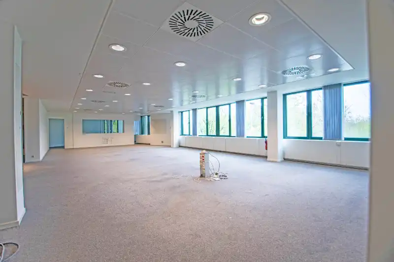 Kantoorruimte tehuur foto {{pictureIndex}}