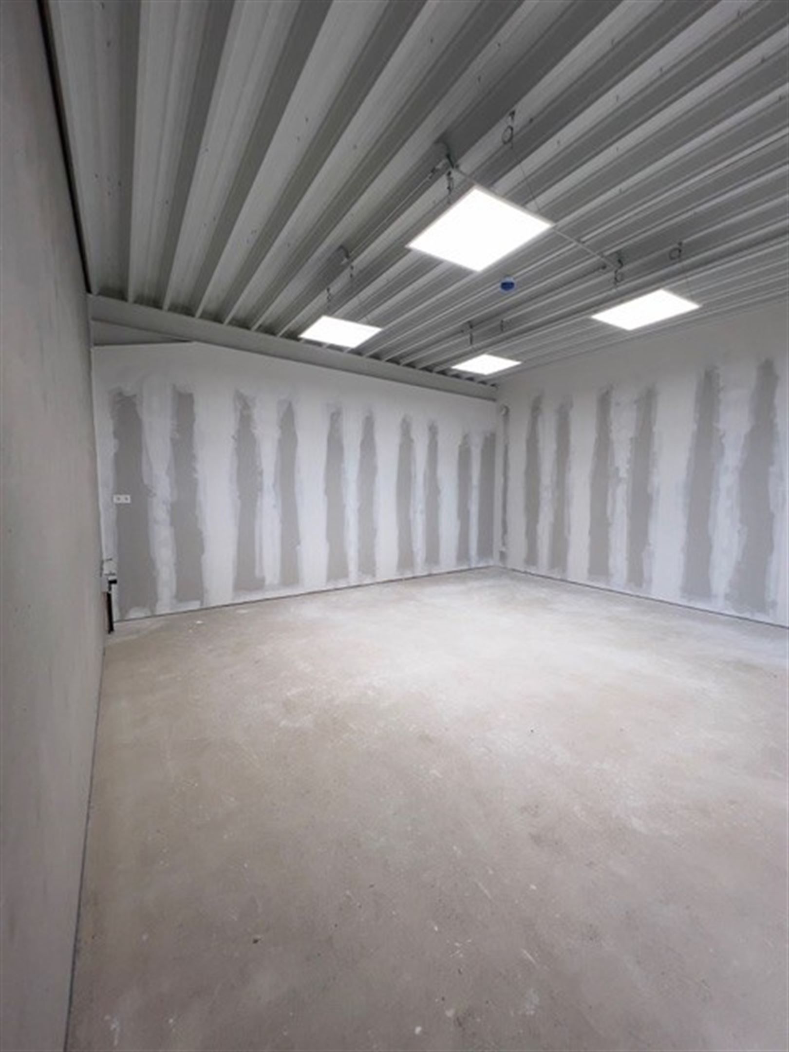 Te Huur Nieuwbouw KMO unit te Merksplas foto 9
