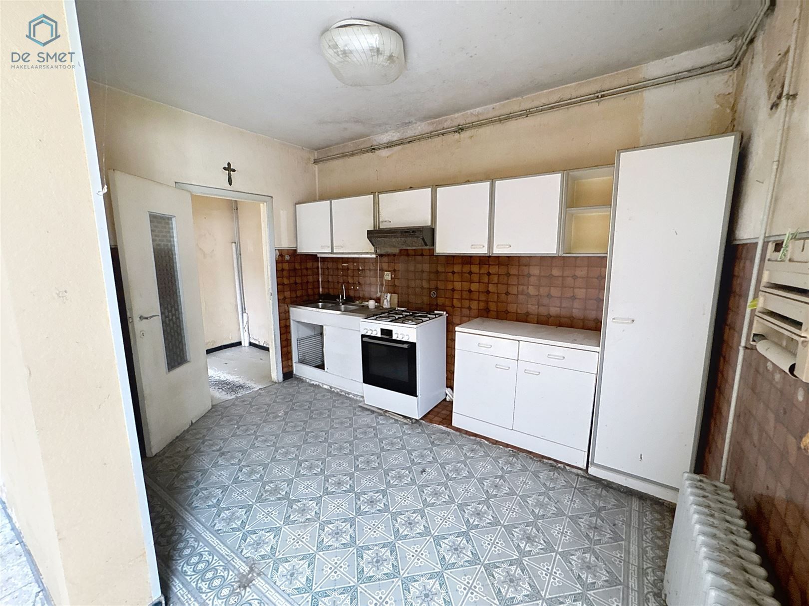 Gebouw met 2 woonentiteiten te koop in hartje Aat veel potentieel! foto 6