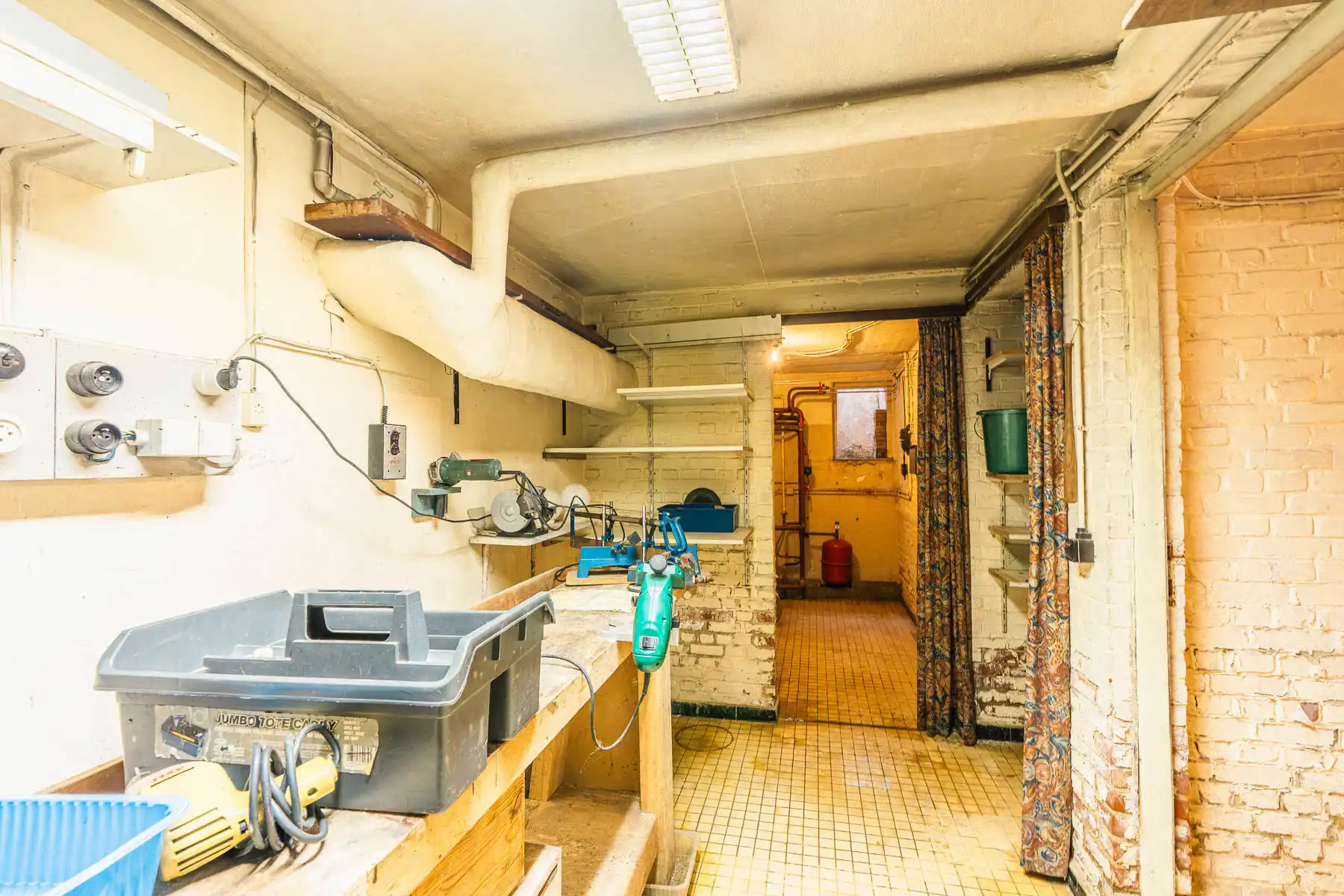 Charmante laagbouwvilla omgeven door permanente weilanden foto 32