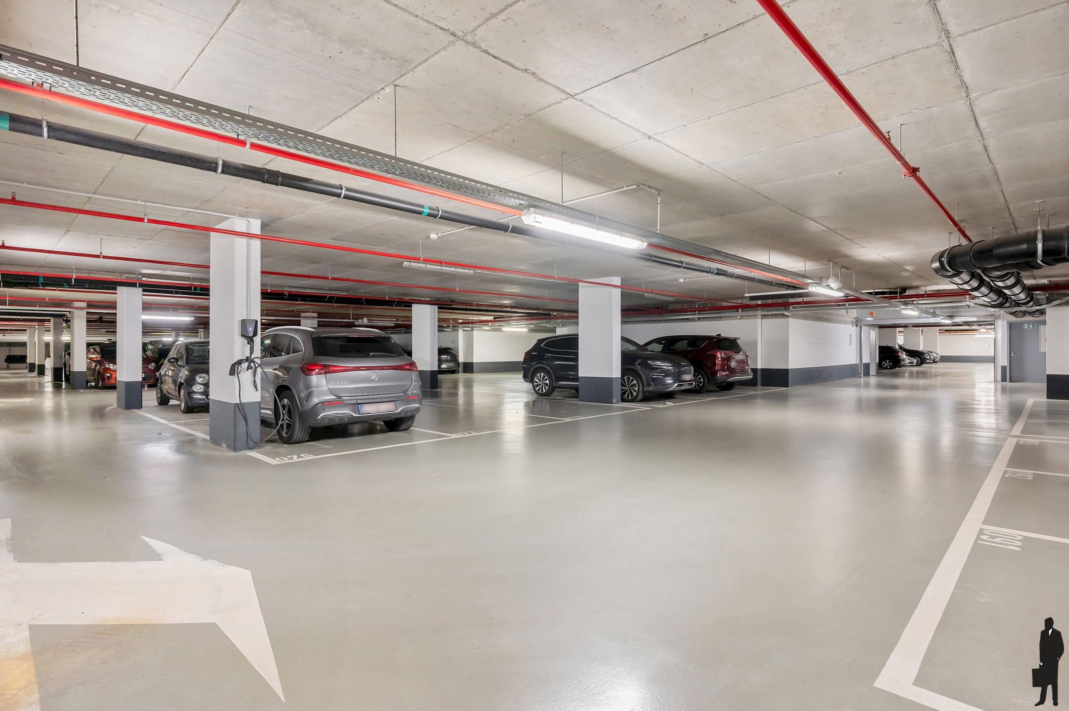 Licht 2-slpk appartement met 2 terrassen in Residentie Leopold foto 21