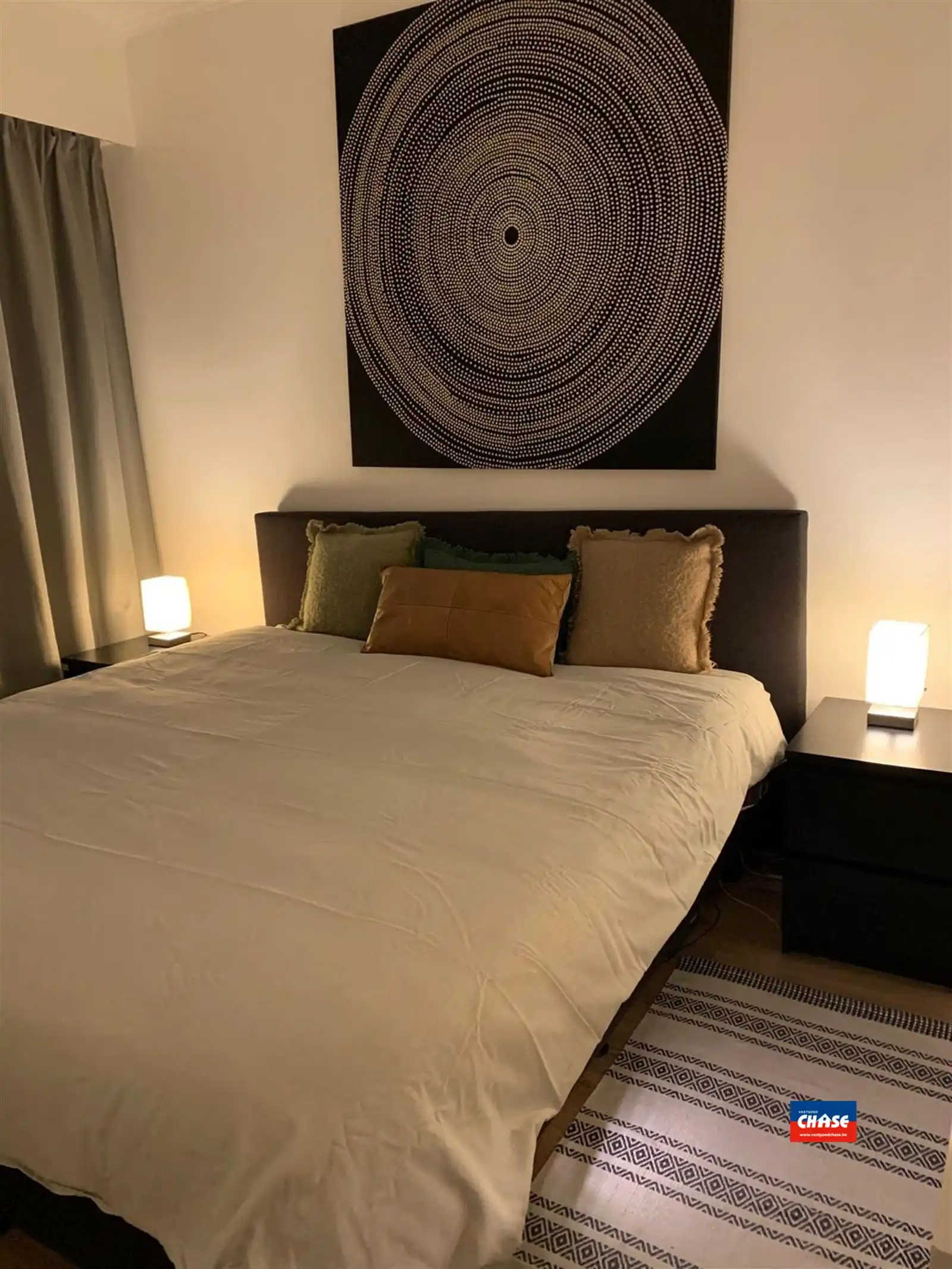 Sfeervol gerenoveerd gelijkvloers appartement met mooie tuin foto 3