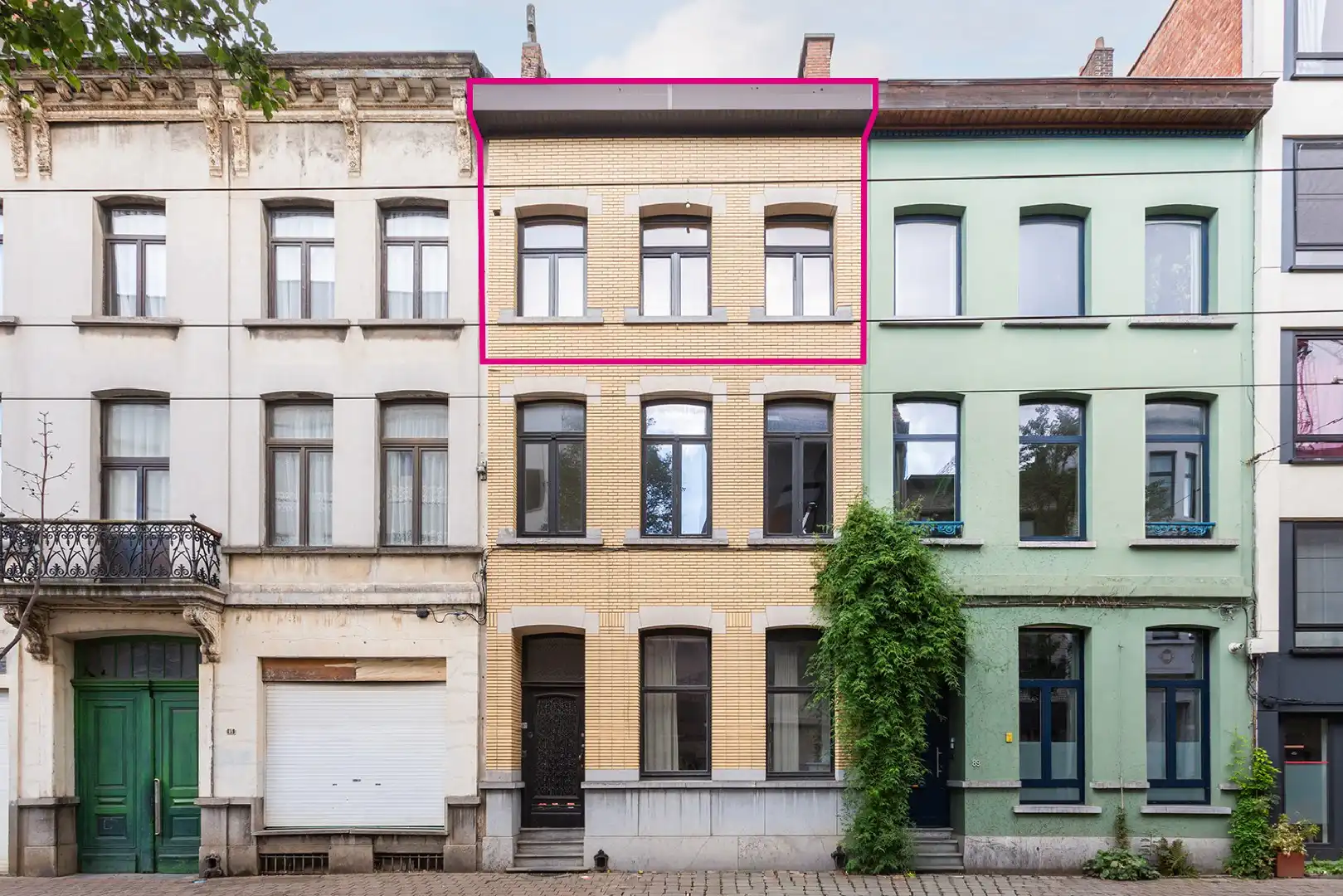 Duplex met terras in bruisende buurt foto 28