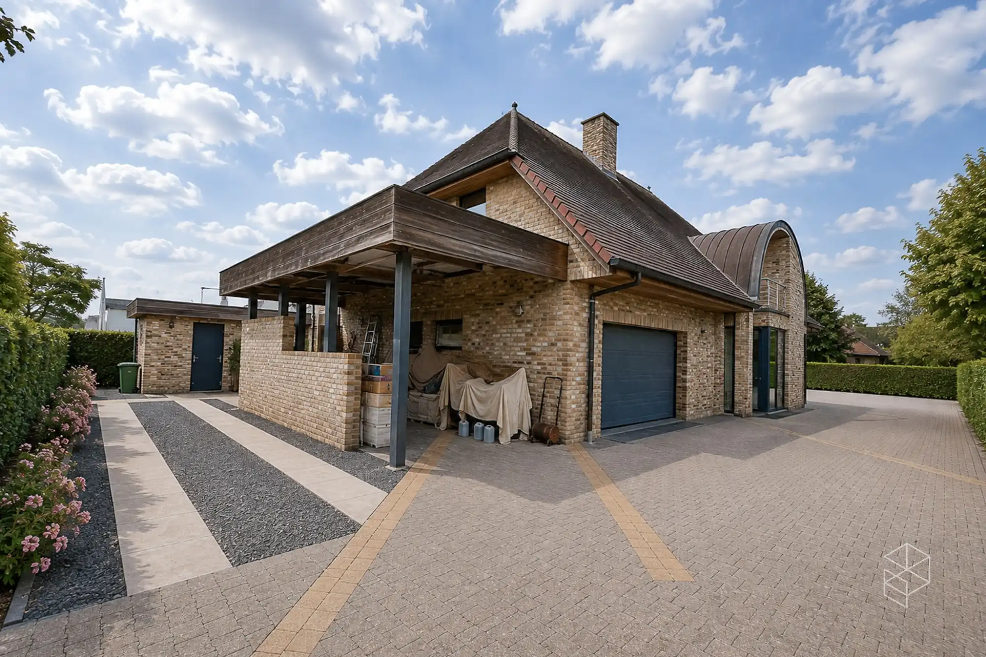 Ruime en karaktervolle woning op 926 m² centraal gelegen te Jabbeke foto 16