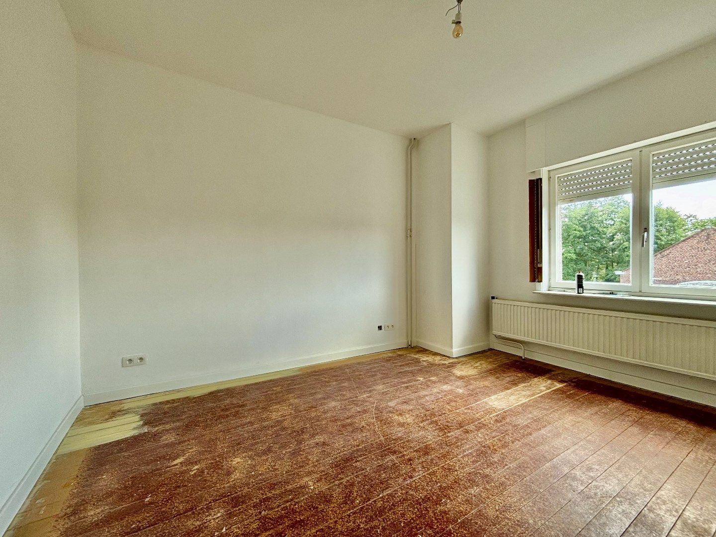 STATIGE HERENWONING MET 4-6 SLPKS, GROTE GARAGE EN TUIN foto 24