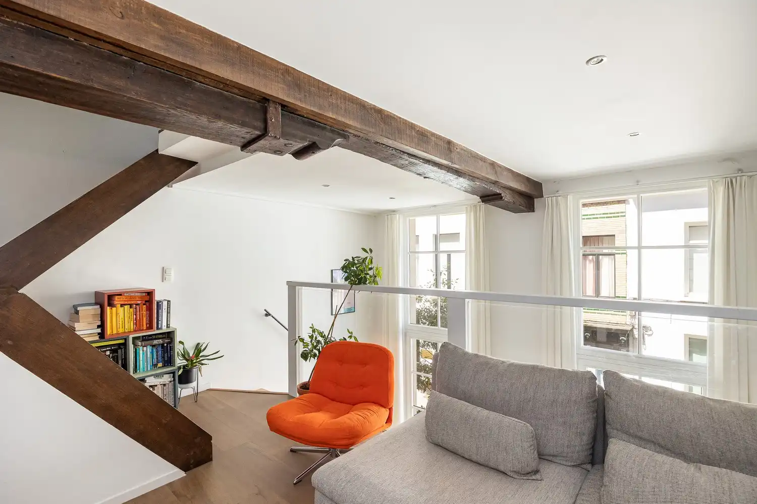 Instapklare stadswoning met garage en 2 slaapkamers foto 16