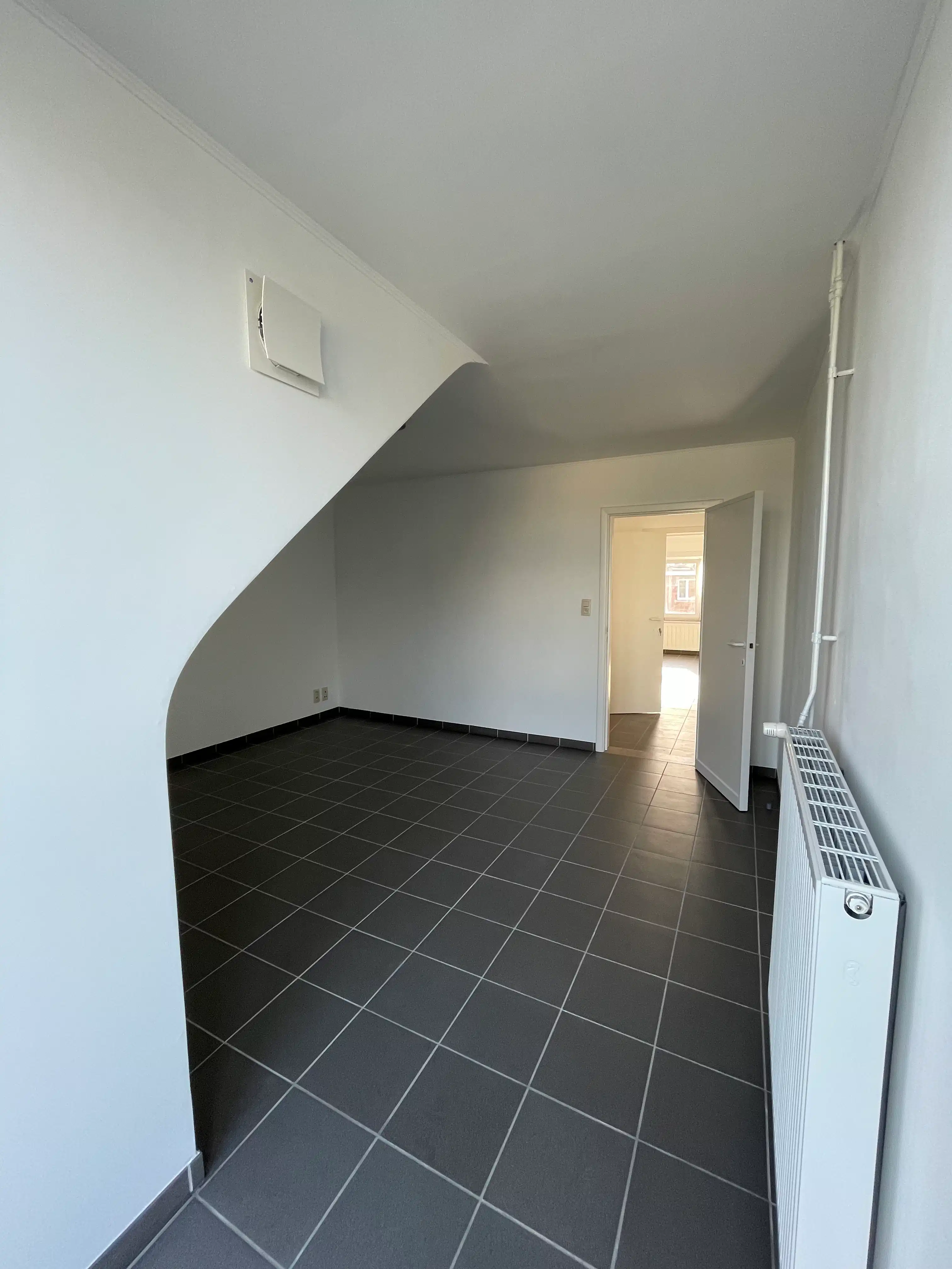 Energiezuinig 2-slaapkamerappartement met terras en parking foto 11