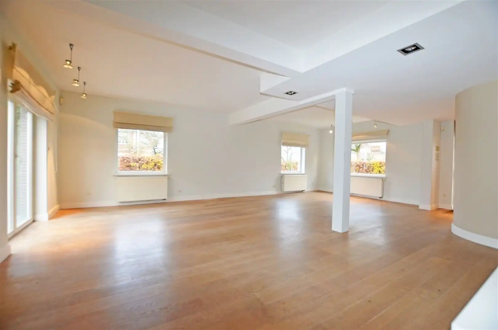 Charmante gezinswoning in de Willemswijk foto 3