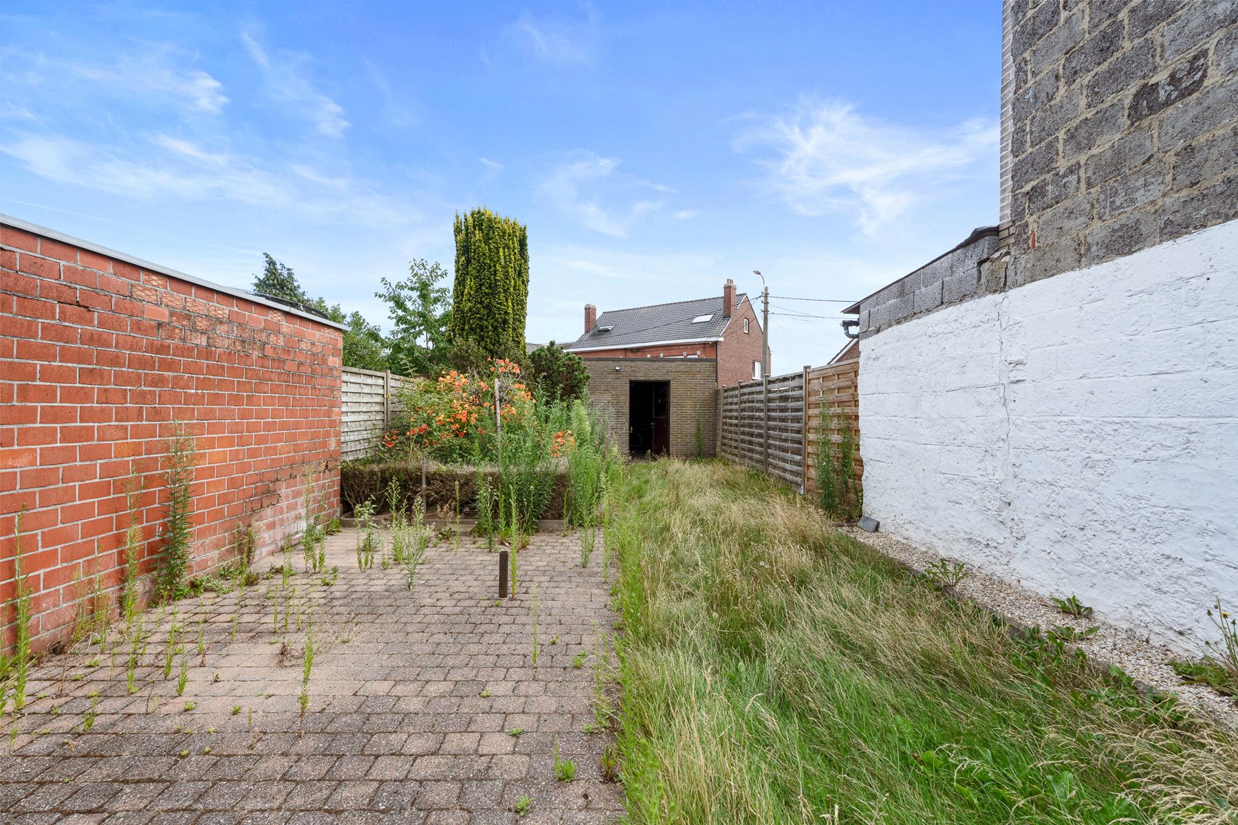 Geheel te renoveren woning nabij centrum Heusden foto 15