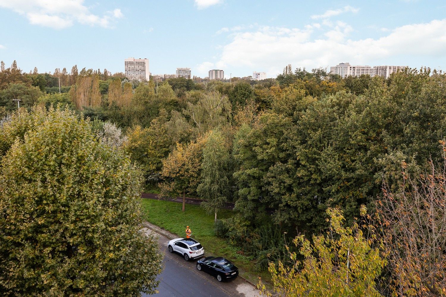 Uiterst kwalitatief gerenoveerd appartement ±90m² vlakbij park Den Brandt foto 8