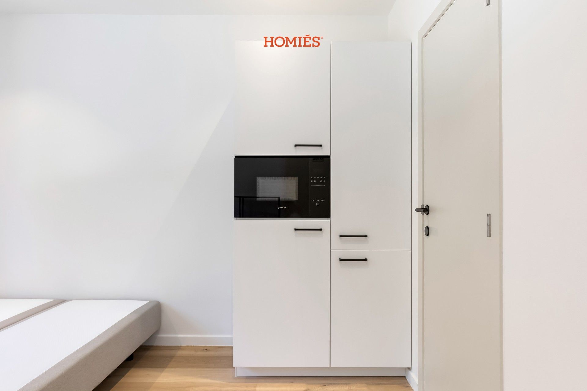 Opbrengsteigendom: 18 kamers, 3 studio's & een appartement foto 9