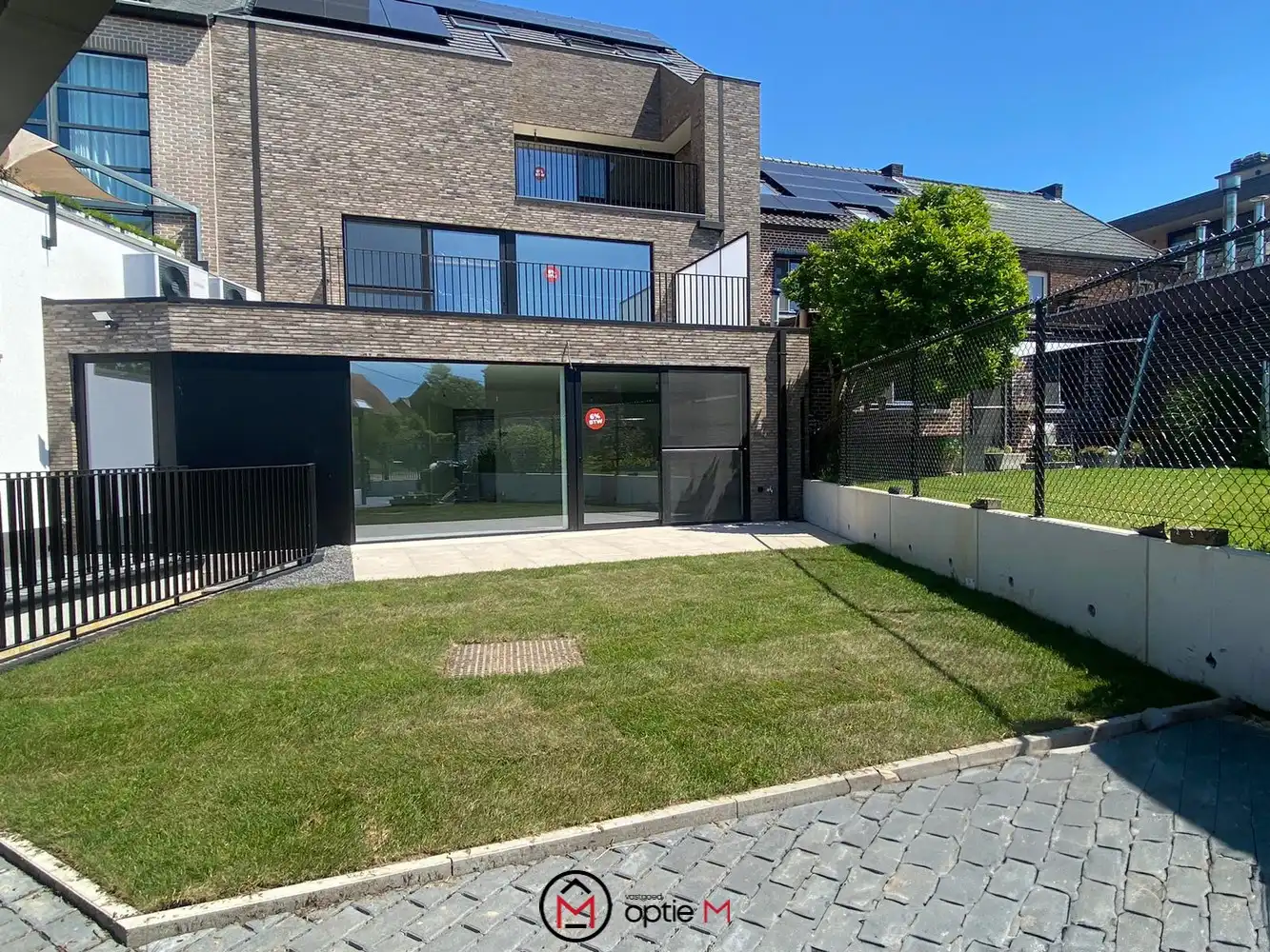 RUIM DUPLEX APPARTEMENT MET MOOI TERRAS foto 28