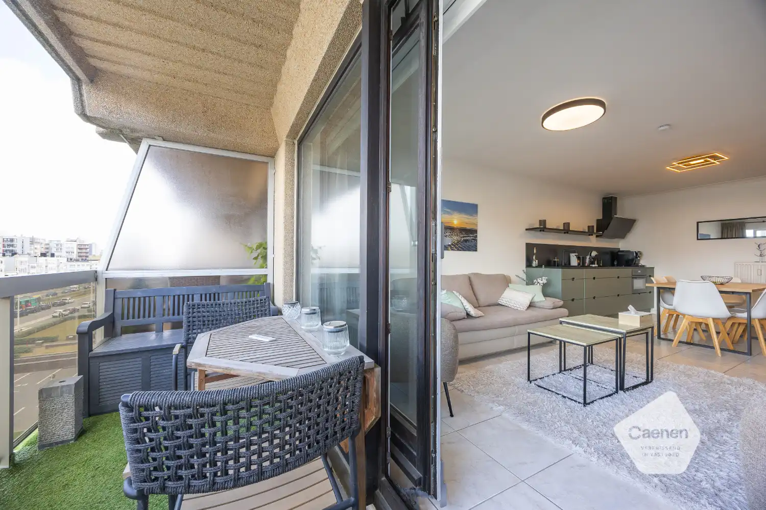 Instap klaar appartement met open zichten! foto 10
