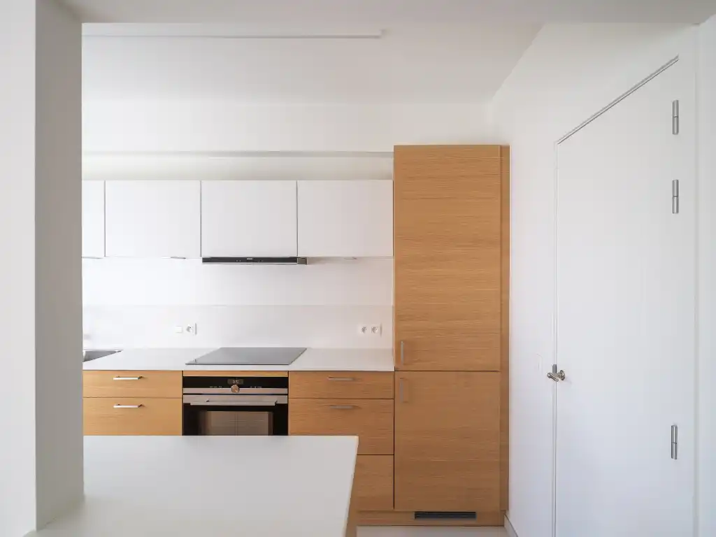 Smaakvol gerenoveerd 2-slaapkamer appartement met twee terrassen. foto 16