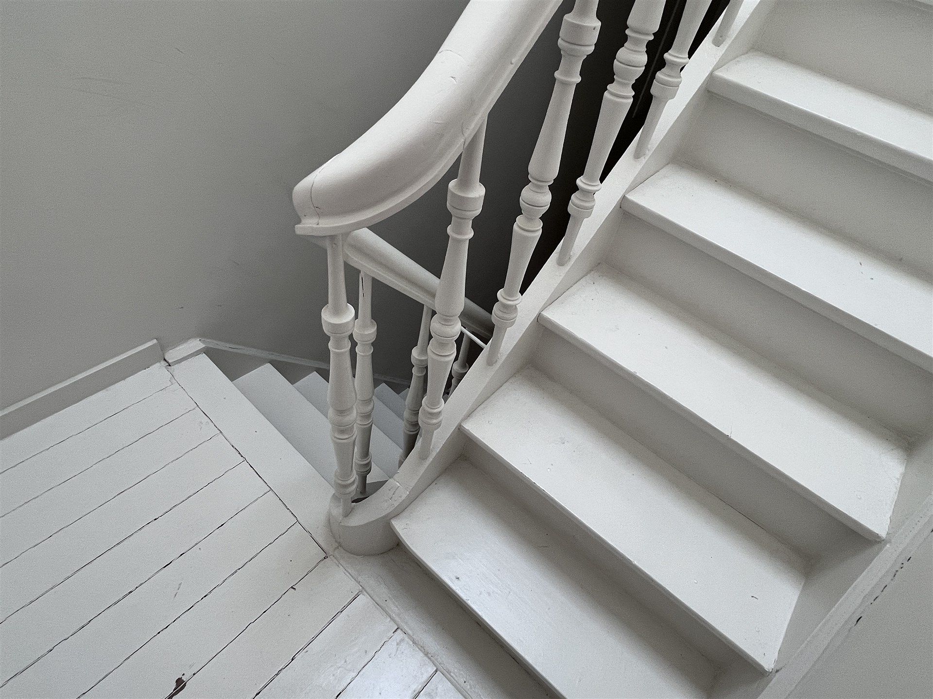 Gemeubeld appartement gelegen op de bovenste verdieping  foto 8