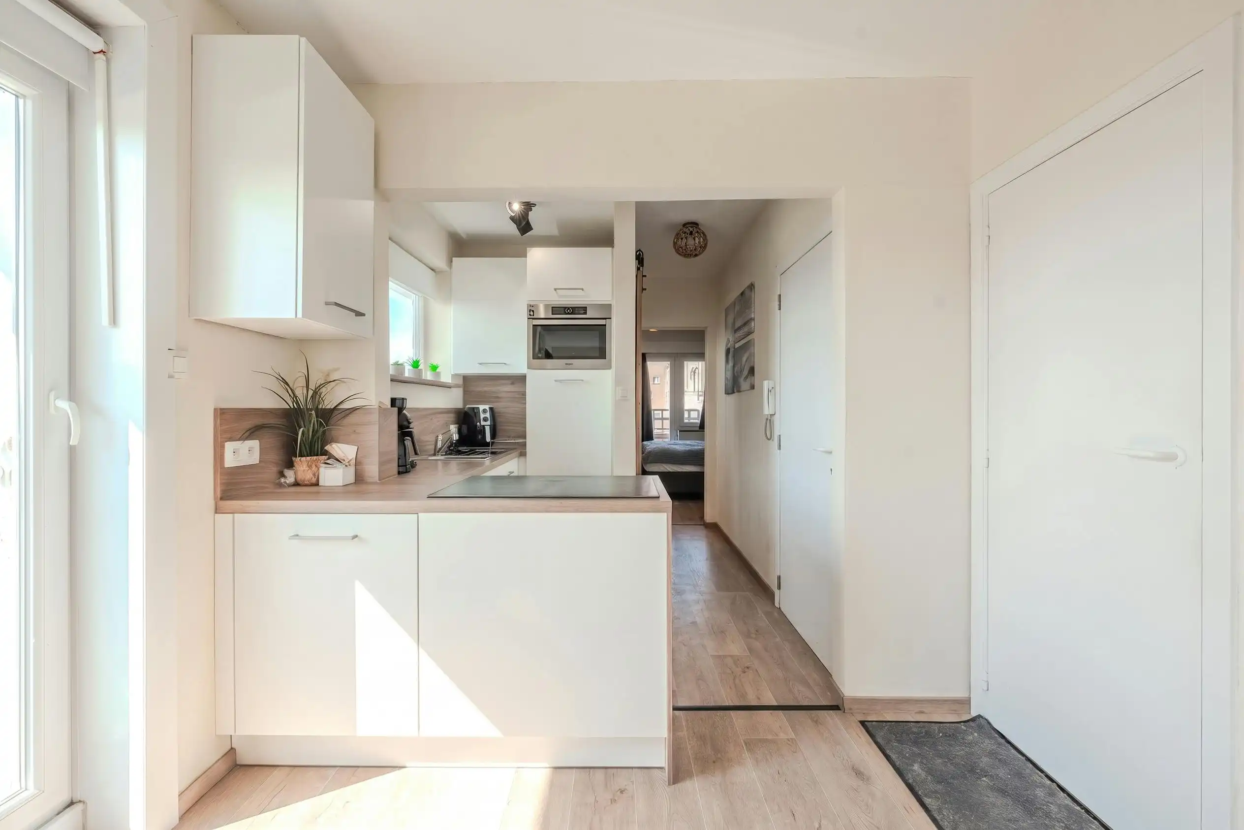 Centraal gelegen 1 slaapkamer appartement met zonneterras foto 3