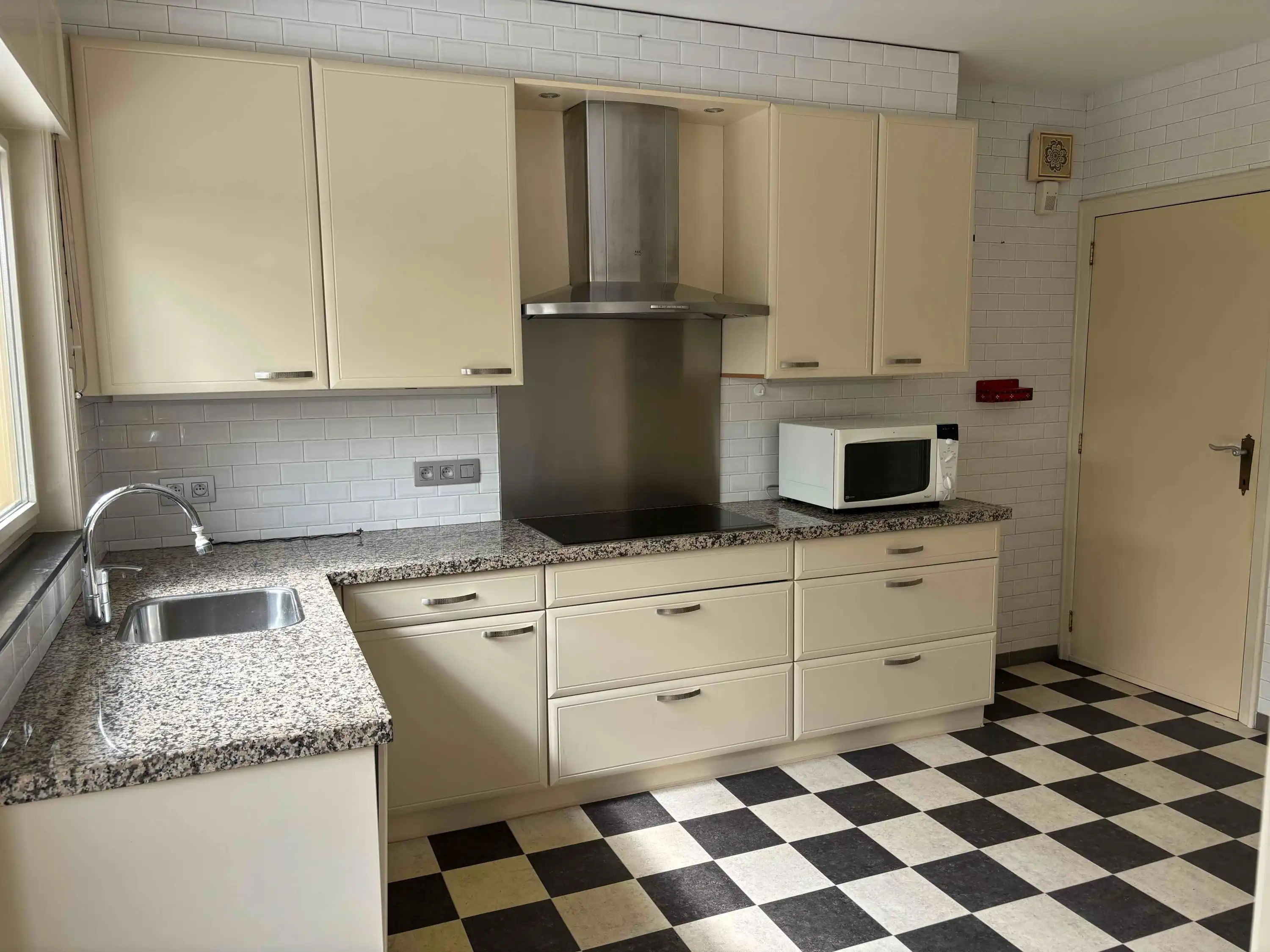 OPEN BEBOUWING - 151m² - MOL - 13a50ca - 4 SLAAPKAMERS foto 7