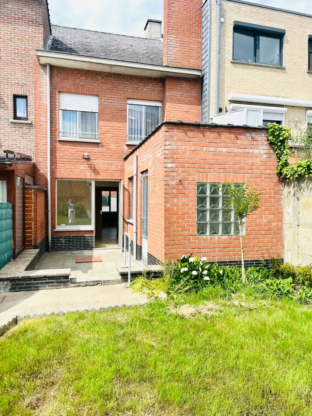 WONING GELEGEN IN HET CENTRUM VAN LIEDEKERKE foto 17