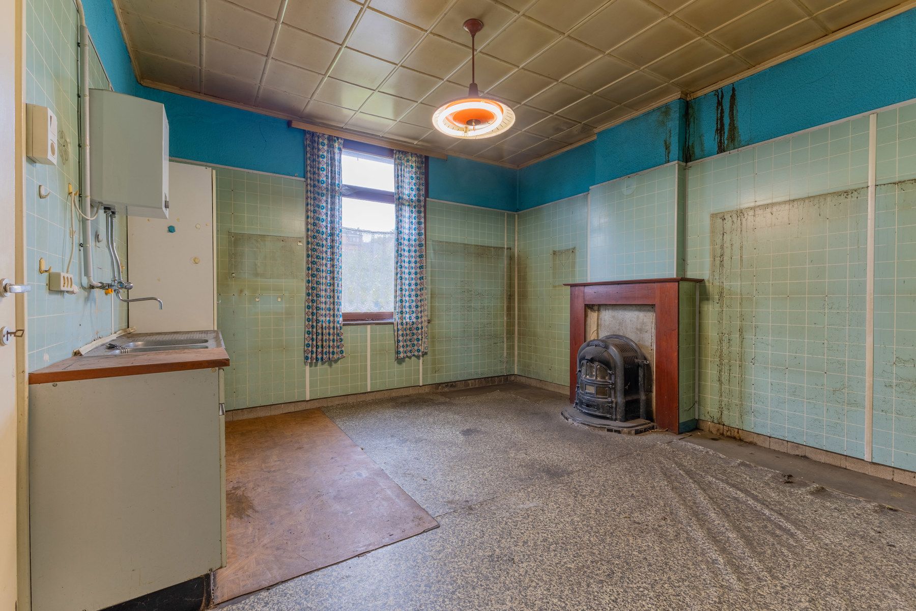 OPTIE Goed gelegen ruime te renoveren woning  foto 13