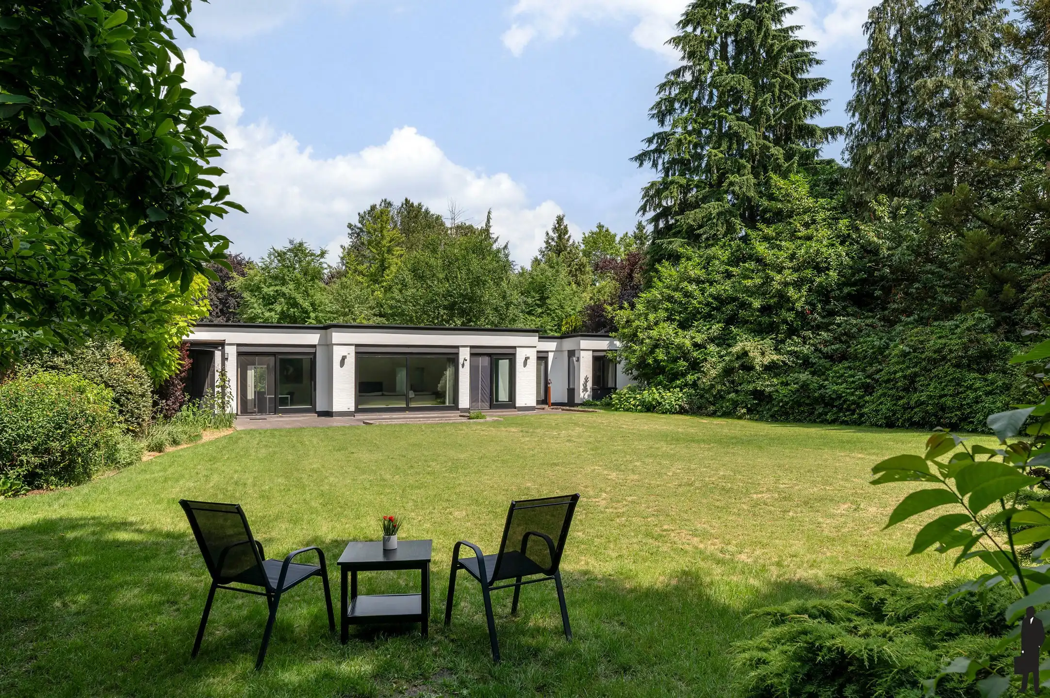 Bosrijk gelegen gelijkvloerse villa op perceel van 2.905m² foto 18