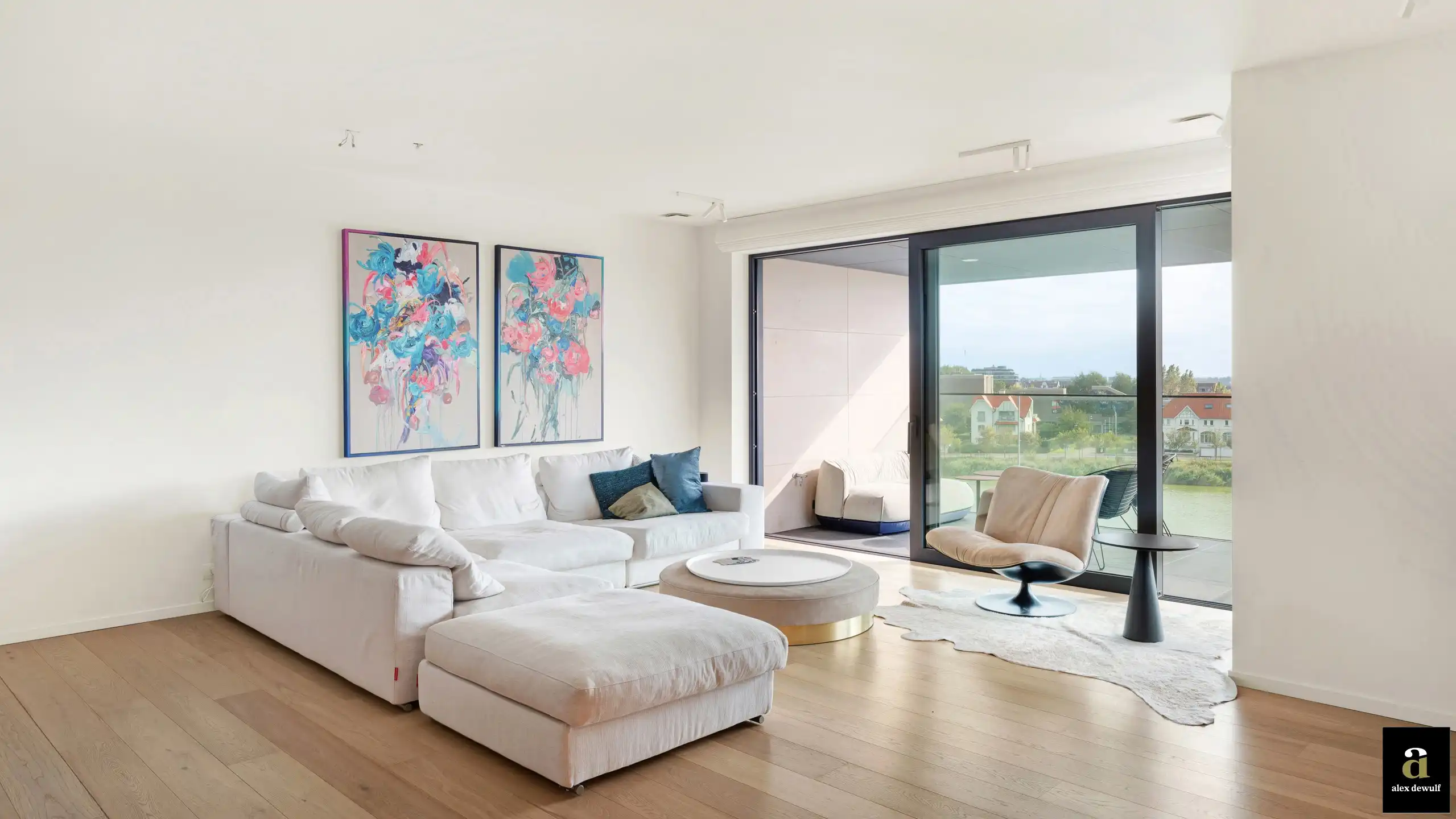 Spacieux appartement de coin offrant beaucoup d’intimité à La Rive / La Réserve foto 9