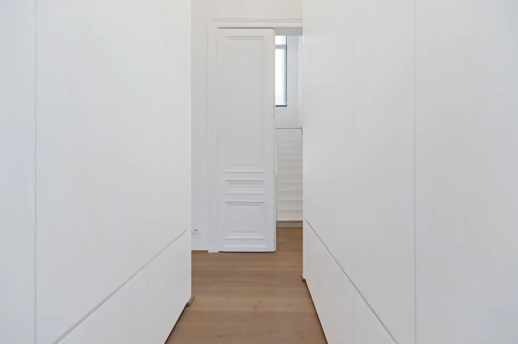 Luxueus wonen op toplocatie met garage foto 17