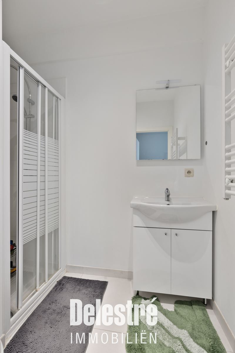 MODERN APP. 2 SLPK. INCLUSIEF PARKING foto 16