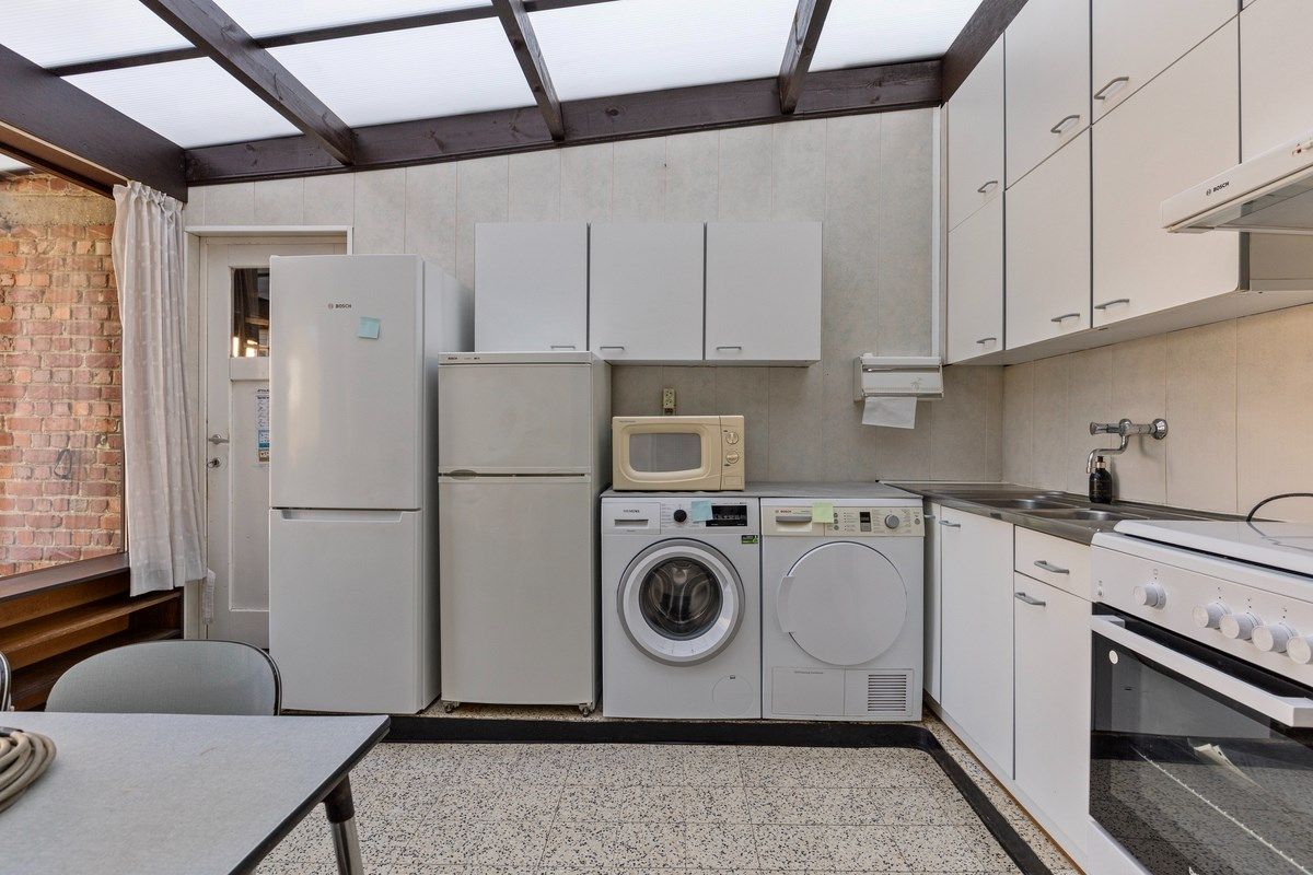 Rustig gelegen woning met 4 slaapkamers foto 13