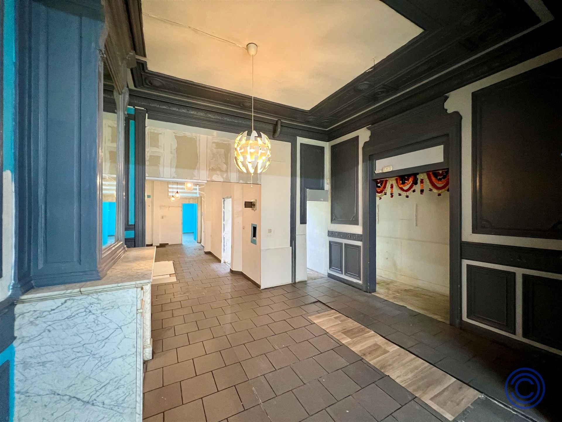 Handelspand ca. 145m² met hoge plafonds op AAA-locatie! foto 4