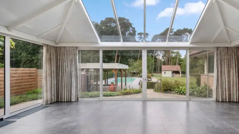 Villa van 349m² op 29a67ca met openluchtzwembad foto 7