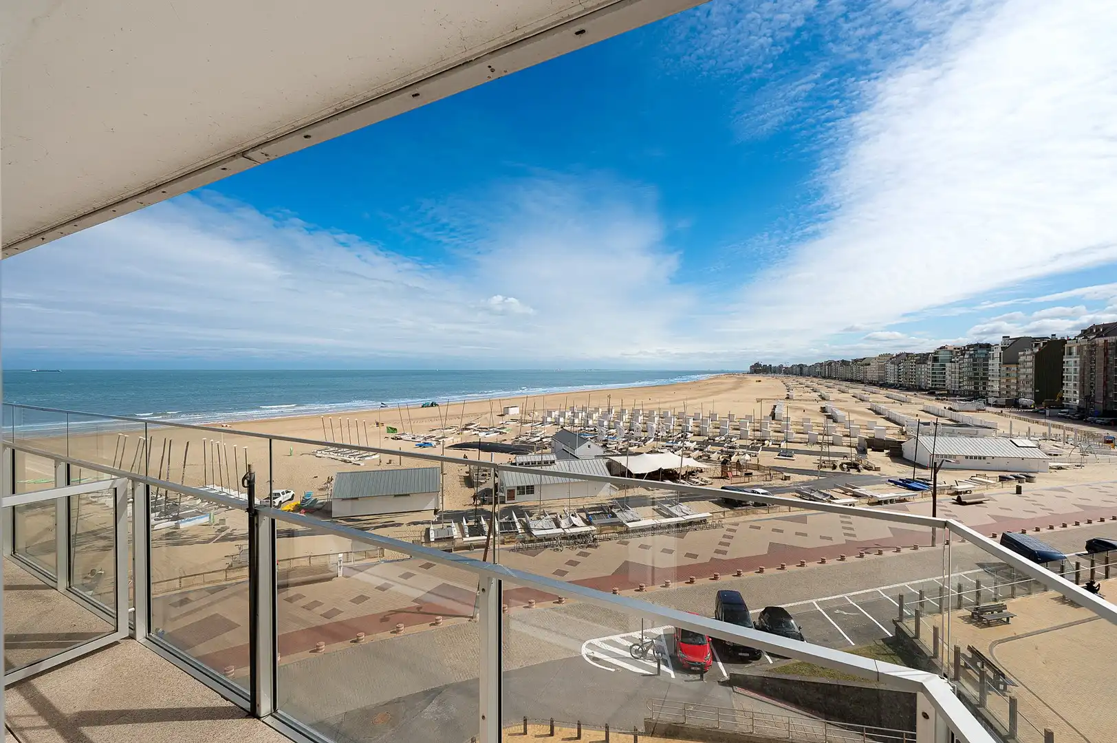 Appartement met frontaal zicht op zee, gelegen aan het Albertstrand. foto 16