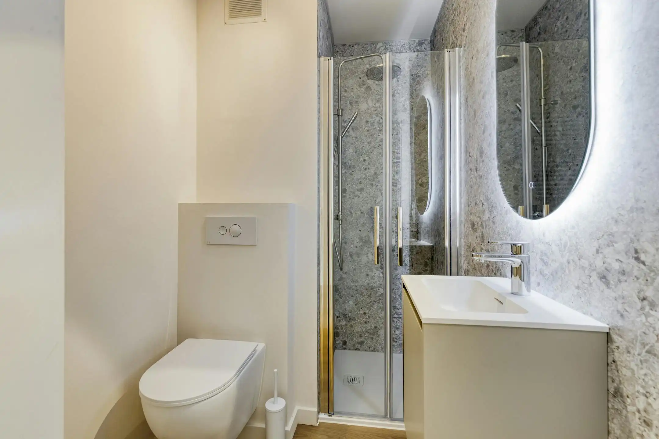 Volledig gerenoveerde studio (30m²) te Koksijde-Bad foto 14