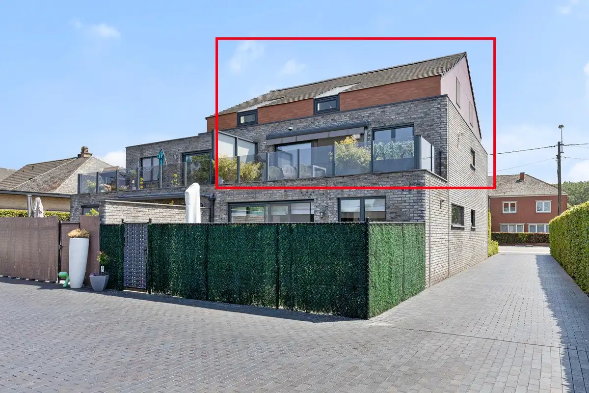 FLEXIBEL DUPLEX APPARTEMENT VAN 183M² MET 5 SLAAPKAMERS MET ZORG- EN WOONOPLOSSING NABIJ CENTRUM TONGEREN. foto 31