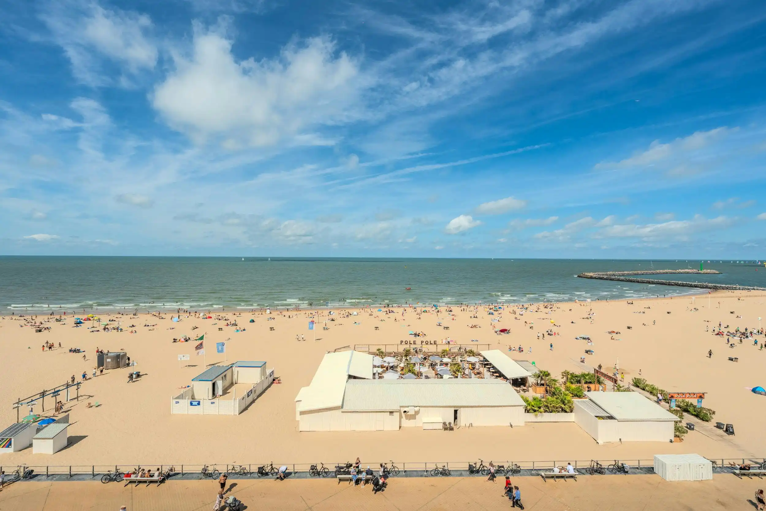 Tweeslaapkamer appartement met fantastisch zeezicht te Oostende foto {{pictureIndex}}