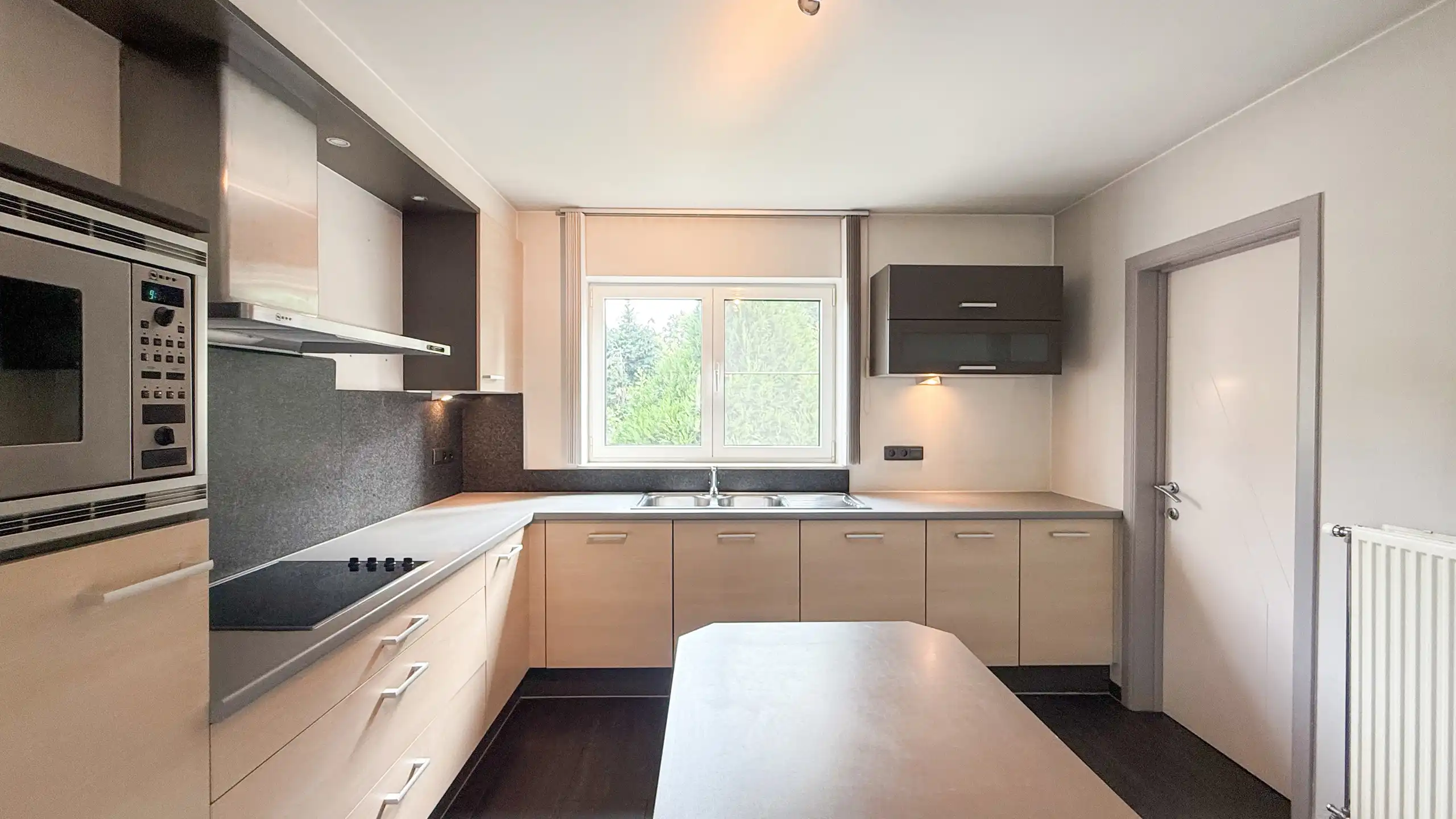 Duplexappartement met 3 slpks, terras en groene omgeving! foto 11